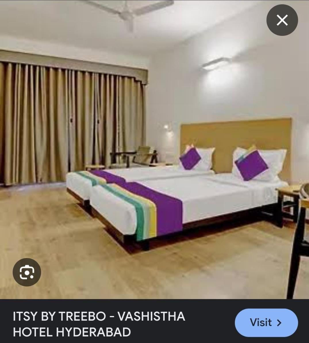Blossom Rooms Hotel Vashishtha - Free Lunch Or Dinner- Free Breakfast Hyderabad Esterno foto